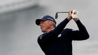 Next Story Image: Kuchar's eagle at 18 puts him in contention at US Open
